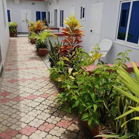 Residence Ivoire Cotonou Buitenkant foto