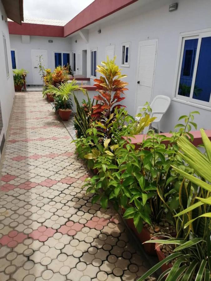 Residence Ivoire Cotonou Buitenkant foto