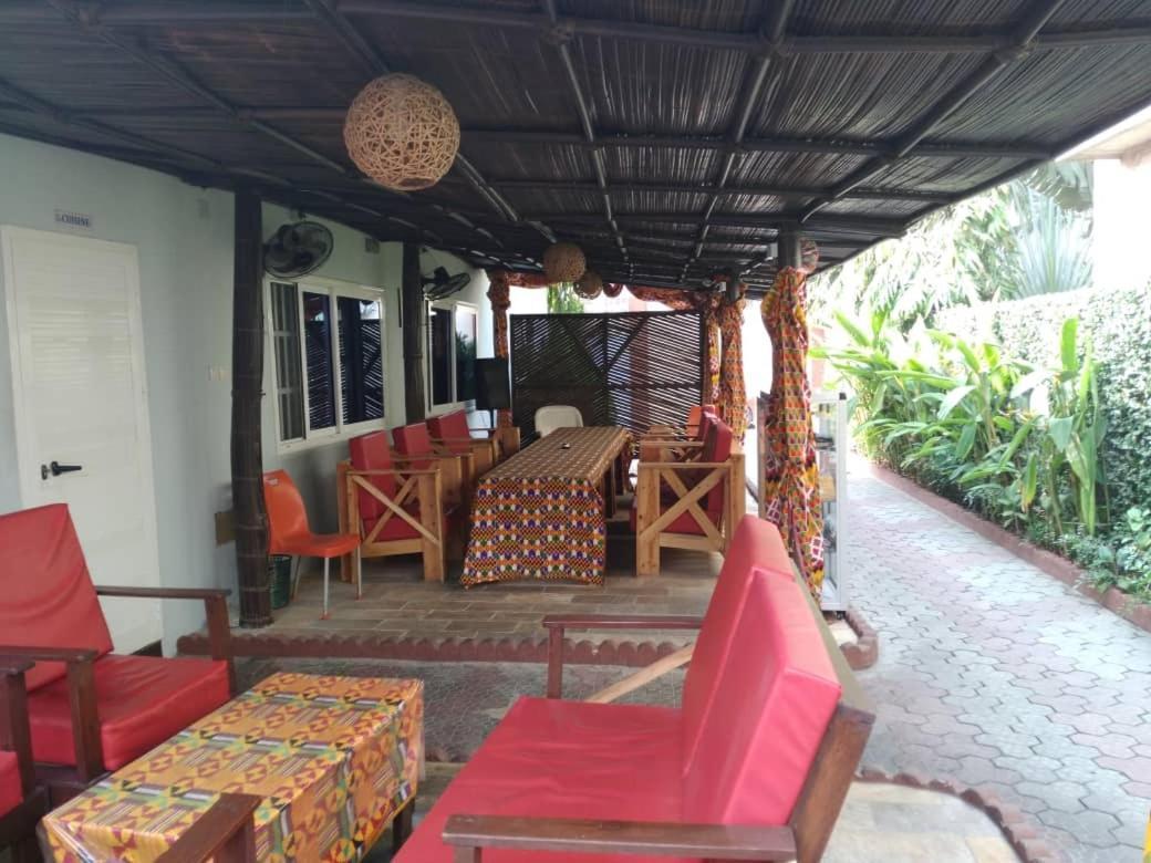 Residence Ivoire Cotonou Buitenkant foto